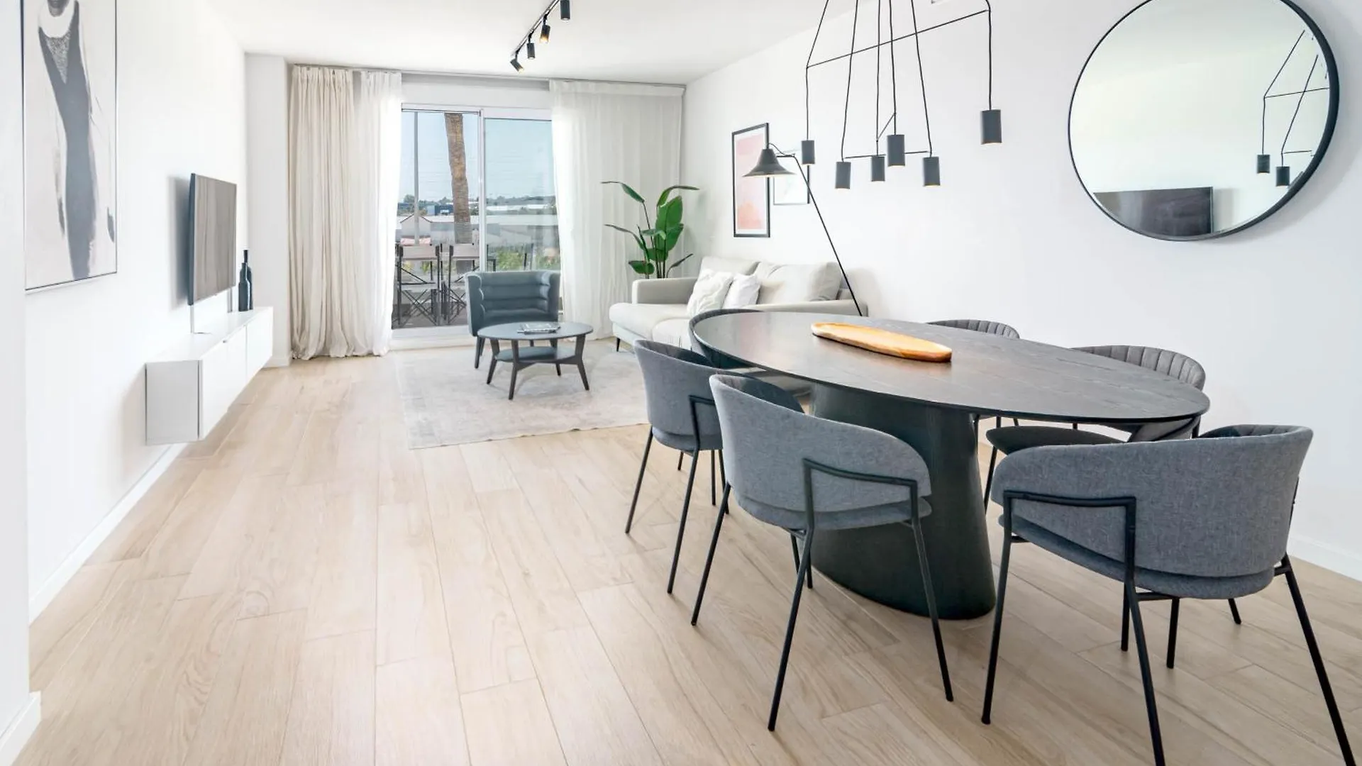 Apartment Jg51B - 3 Bedroom Flat With Gym & Rooftop Pool Marbella