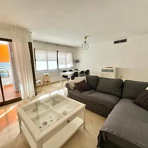 Luminoso Piso Centro De Marbella. A 50m De La Playa Marbella